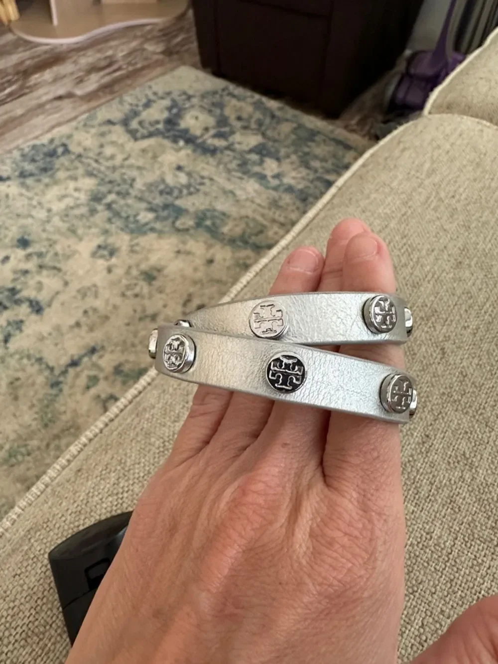 TORY BURCH DOUBLE WRAP LOGO STUD WRAP BRACELET